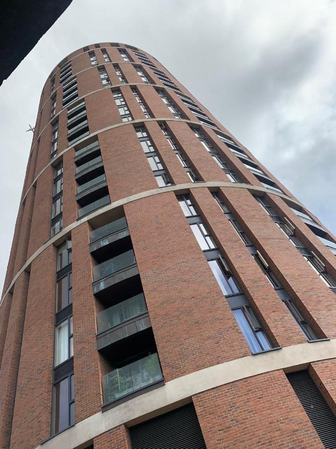 2 Bed Apartment In Granary Wharf Leeds Leeds  Exteriér fotografie