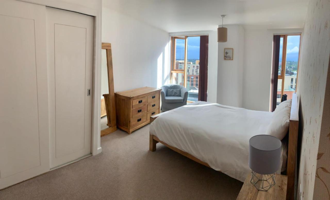 2 Bed Apartment In Granary Wharf Leeds Leeds  Exteriér fotografie